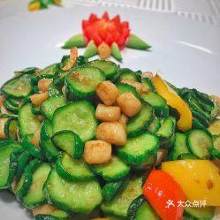 蛐蛐吃不吃脆瓜,揭秘蛐蛐的饮食偏好