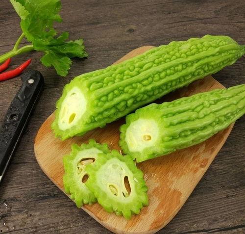 斑竹园吃瓜,畅享清凉，品味生活