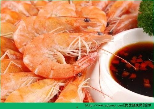 吃哈密瓜可以吃虾吗,美味搭配的禁忌与建议