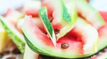 勺子吃瓜评论,揭秘网络评论背后的趣味与思考