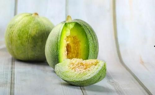 吃口茜瓜,一口咬下，尽享夏日清新