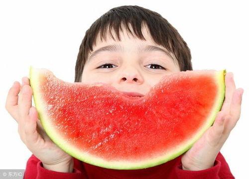 恋爱有糖吃分了有瓜吃,恋爱中的甜蜜与瓜葛